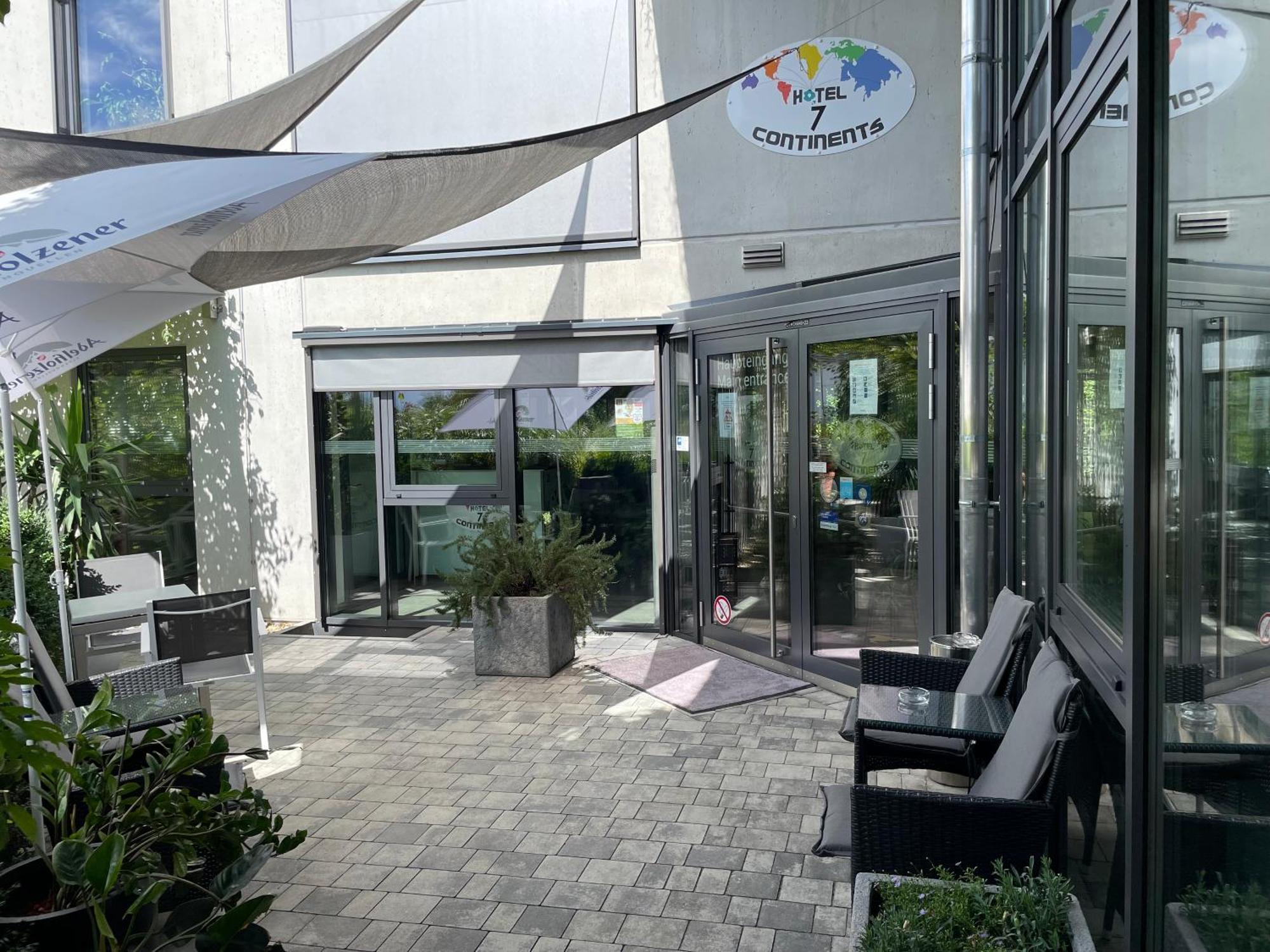 Hotel7Continents Neutraubling Εξωτερικό φωτογραφία