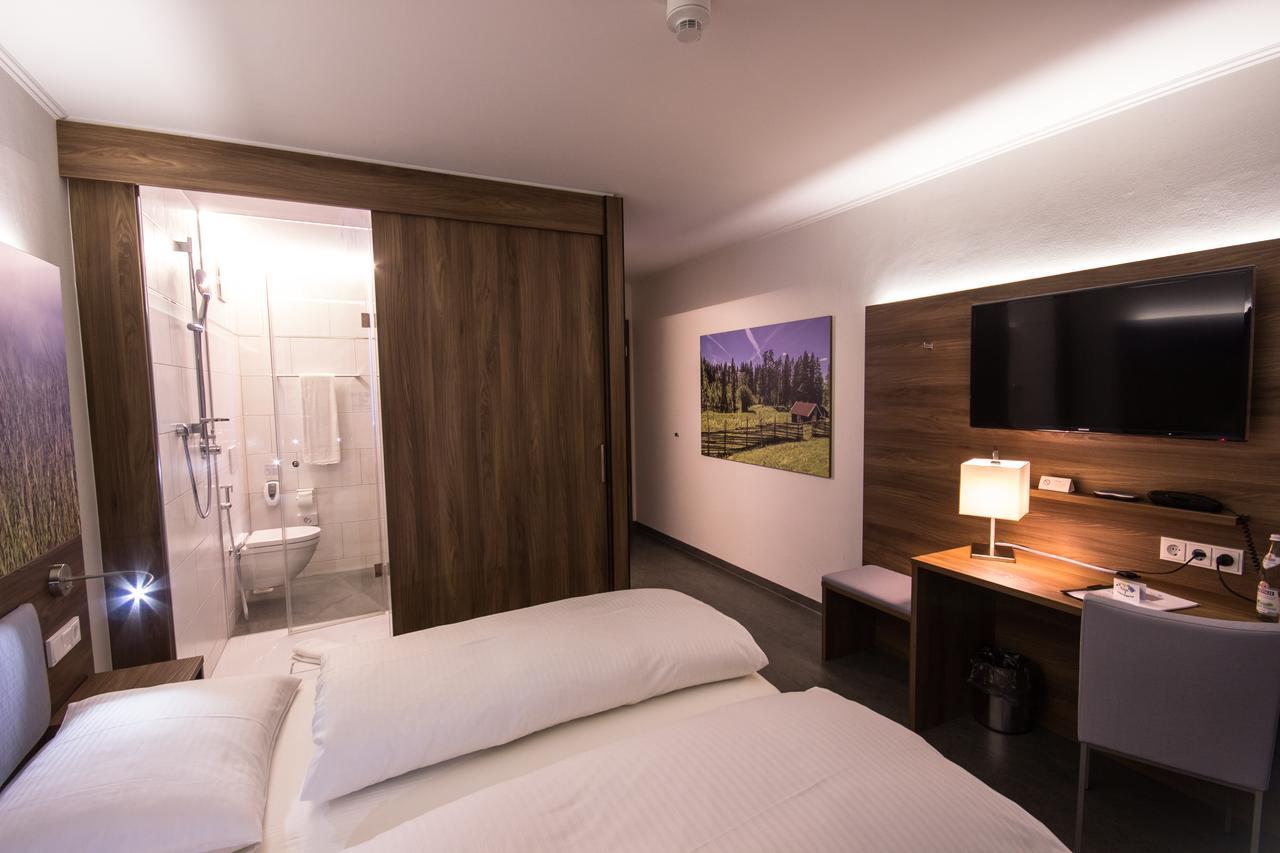 Hotel7Continents Neutraubling Εξωτερικό φωτογραφία